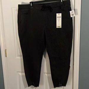 Awesome! YMI 3x plus black leopard joggers with frayed hem. NWT